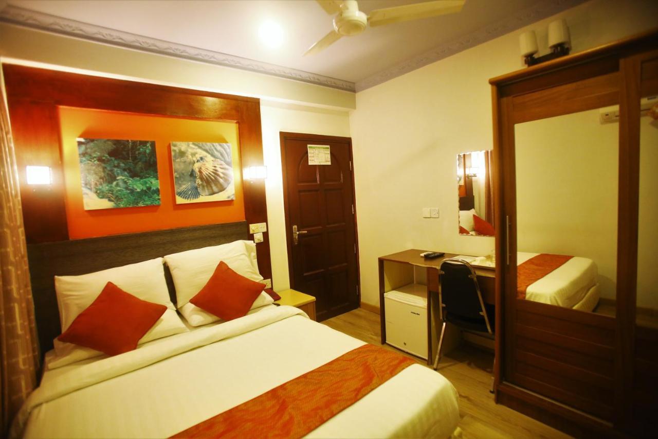 Crystal Crown Hotell Hulhumalé Eksteriør bilde